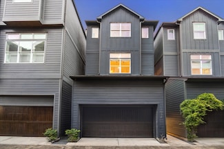 1032 W 18th St, Houston, TX 77008