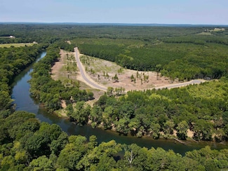 000 Old River Rd, Pangburn, AR 72121