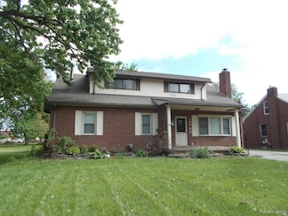 16705 Martin Rd, Roseville, MI 48066