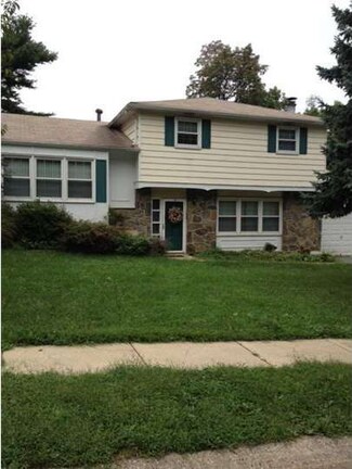 2657 Abington Rd, Wilmington, DE 19810