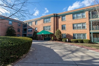 5825 5th Ave Unit 210, Pittsburgh, PA 15232
