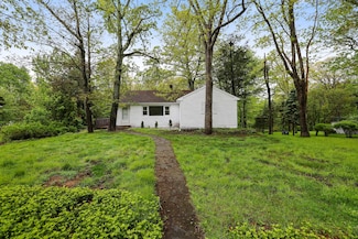 115 Knob Rd, Mount Pocono, PA 18344