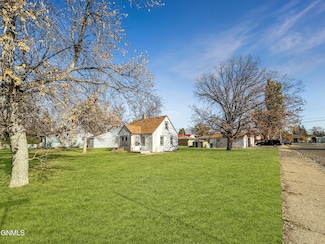 1202 Main St, Williston, ND 58801