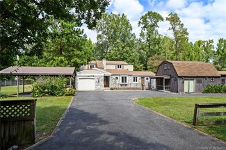 113 Jernigan Ln, Yorktown, VA 23692