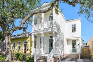 2508 Laurel St, New Orleans, LA 70130