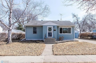 1703 2nd St N, Fargo, ND 58102