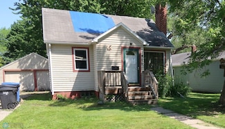 1405 10th St N, Fargo, ND 58102