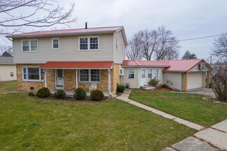 902 Poplar St, Tipton, IN 46072