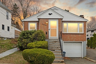 231 Bainbridge St, Malden, MA 02148