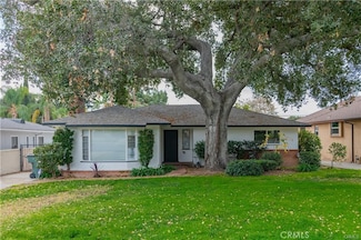 2500 Las Lunas St, Pasadena, CA 91107