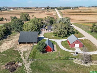 2923 County Road 33 County Rd, Blair, NE 68008