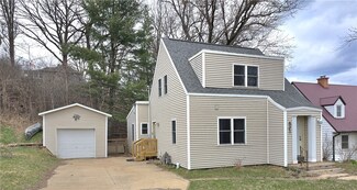 421 Pierce St, Black River Falls, WI 54615