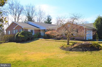 111 Stone Tower Ln, Wilmington, DE 19803