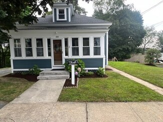 38 Whittier St, Amesbury, MA 01913