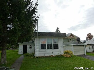 401 Franklin St, Hammond, NY 13646