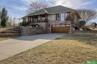 11024 N 61st St, Omaha, NE 68152