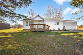 7815 N Randolph St, Culver, IN 46511