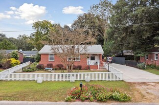 12 Ellen Ave, Mount Pleasant, SC 29464