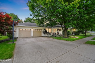 402 Grand Ave, Ada, OH 45810