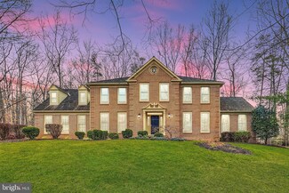 7108 Laketree Ct, Fairfax Station, VA 22039