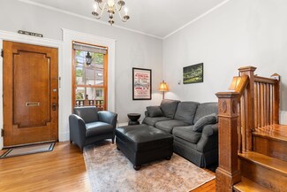 58-60 Cottage St Unit 1, Melrose, MA 02176