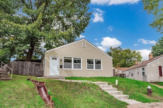 1200 San Jacinto Ct, Saint Louis, MO 63139