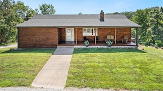 28060 Uncle Bob Ave, Clinton, MO 64735