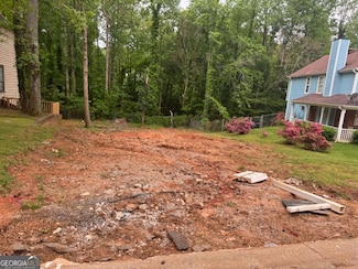 5083 Leland Dr, Stone Mountain, GA 30083