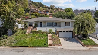 523 Meadows Dr, Glendale, CA 91202