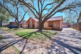 14835 Delbarton Dr, Houston, TX 77083