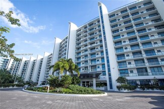 3250 NE 188th St Unit 204, Aventura, FL 33180