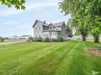 1095 Nieman Rd, Dundee, MI 48131