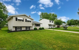6633 Tamarind Dr, Bedford, OH 44146