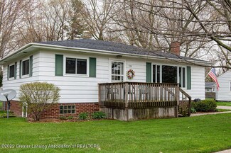 728 W Columbia St, Mason, MI 48854