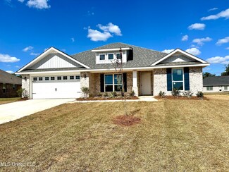6212 Diamond Ln, Biloxi, MS 39532