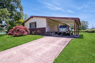 725 Gail Dr, Neptune, NJ 07753