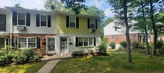 75 Hunter Ct Unit 75, Torrington, CT 06790