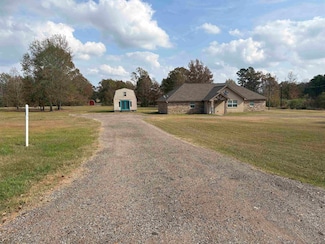 111 Heritage Rd, Marshall, TX 75672