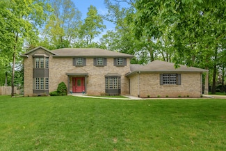 3096 Bryn Mawr Dr, Portage, MI 49024