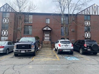 1239 Lawrence St Unit 102, Lowell, MA 01852