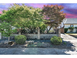 6404 N Omaha Ave, Portland, OR 97217