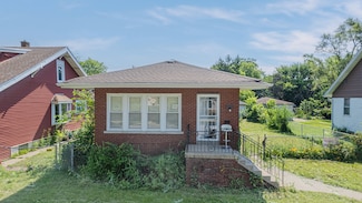 15237 S Marshfield Ave, Calumet Park, IL 60827