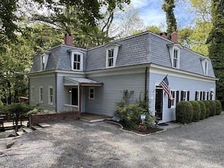 47 Hollow Tree Ridge Rd, Darien, CT 06820