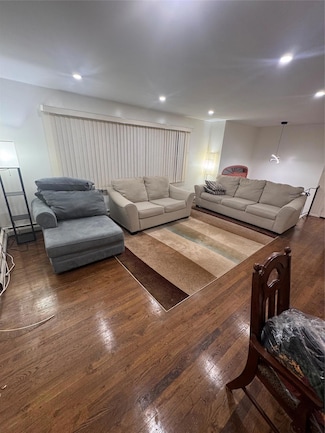 911 Ocean St, Baldwin, NY 11510