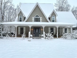 301 Riggle Rd, Williams, IN 47470