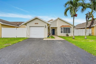 9941 NW 45th St, Sunrise, FL 33351