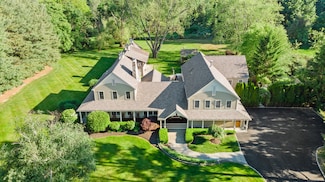 106 Clapboard Hill Rd, Westport, CT 06880