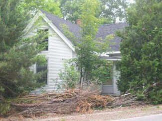 1100 Main St, Waldoboro, ME 04572