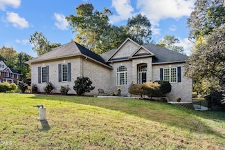 605 Greyrock Rd, Whitsett, NC 27377