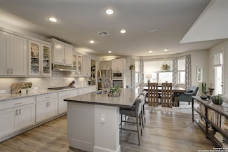 865 Silver Fox, Cibolo, TX 78108